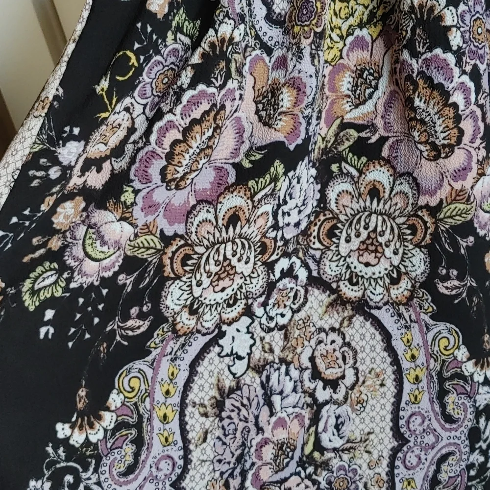 Exhilaration Stunning black and flower pattern dress long sleeve elastic Dress - Picture 5 of 12
